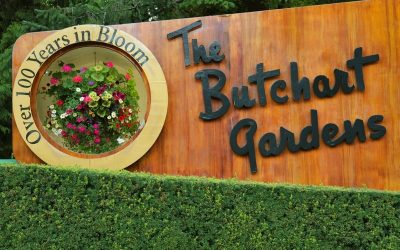 Butchart gardens entrance sign