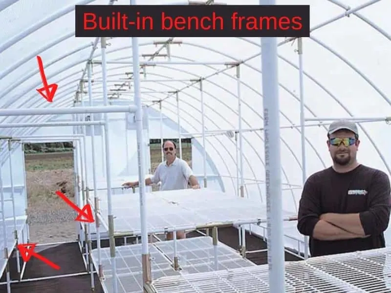 Built-in bench frames in the Solexx greenhouse