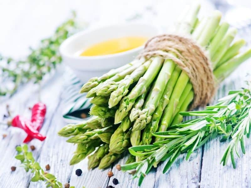 a bunch of fresh asparagus