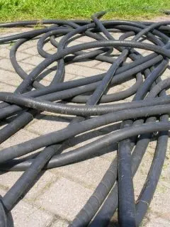 tangled up garden hoses