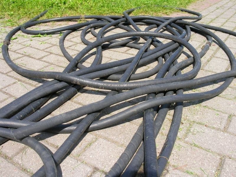 tangled up garden hoses