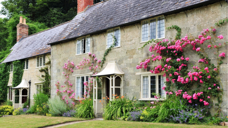 Traditional English Cottage and Garden climbing roses
