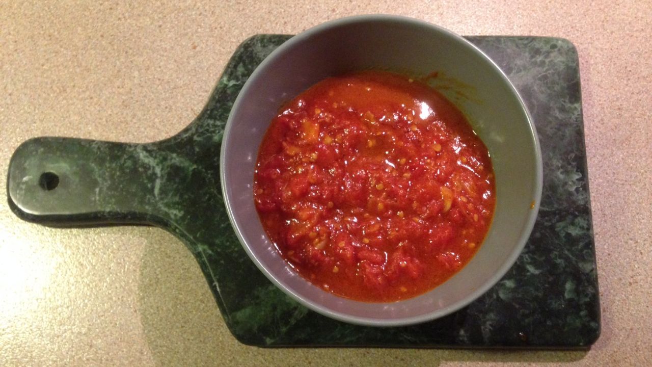 A friend made this delicious pasta sauce and accepted my offer to share it here.