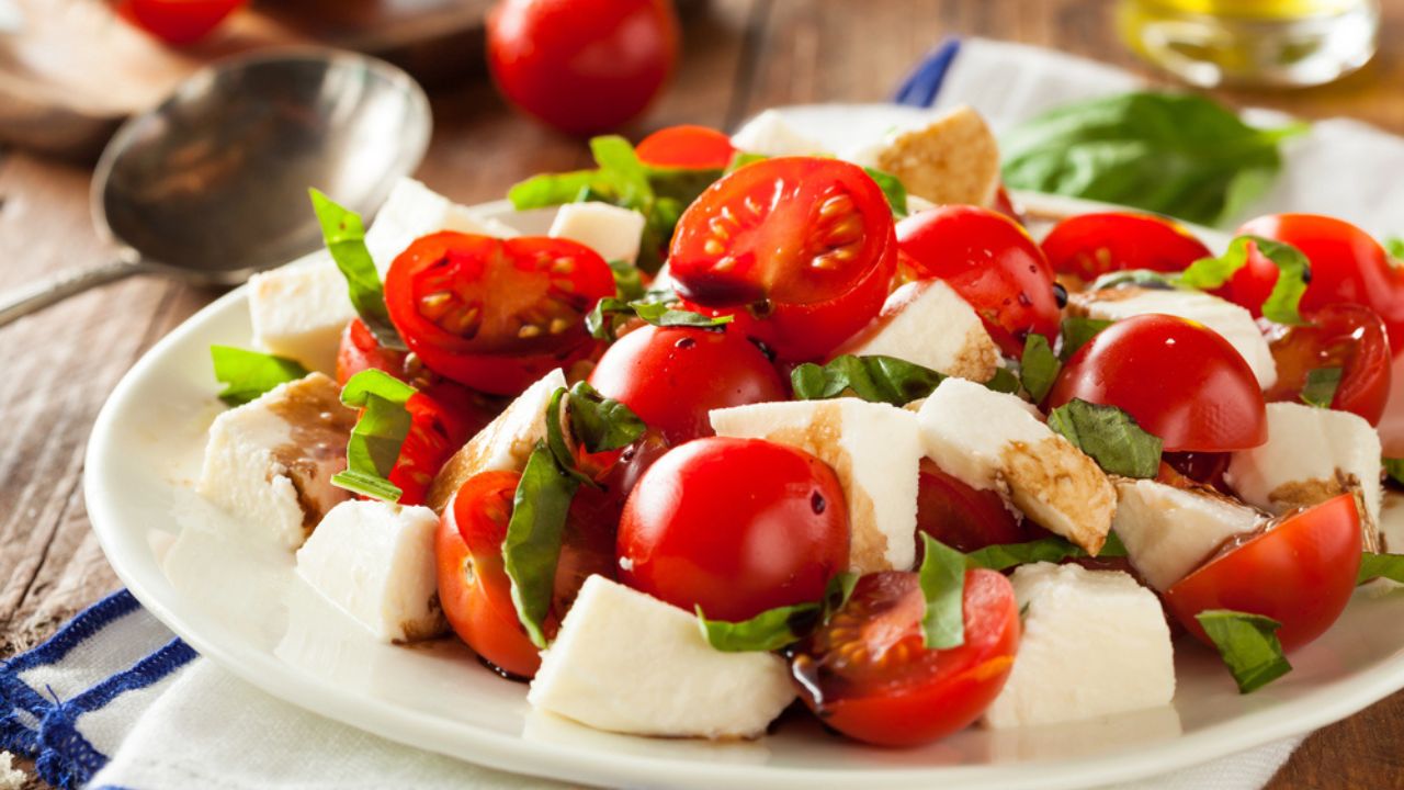 Homemade Healthy Caprese Salad