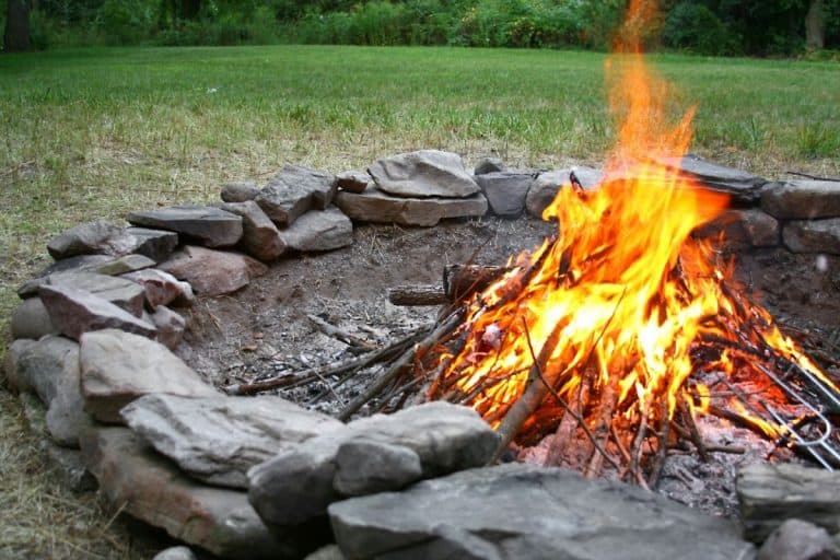 12 Fun Ideas For Landscaping With Large Rocks And Boulders