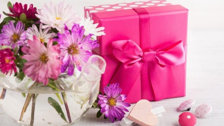 20 Creative Gardening Gifts For Women That Will Make An Impression