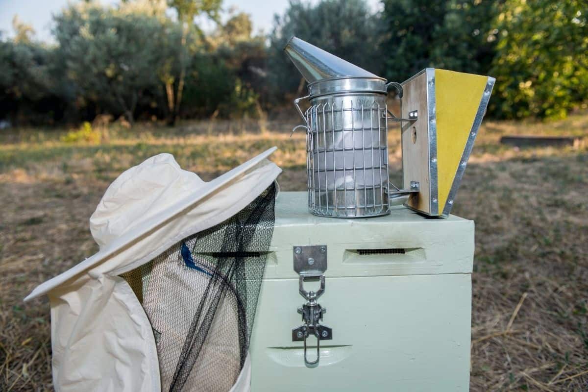 beekeeping equipment