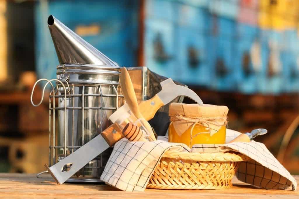 Reliable Dadant Beekeeping Supplies For Beginner Beekeepers