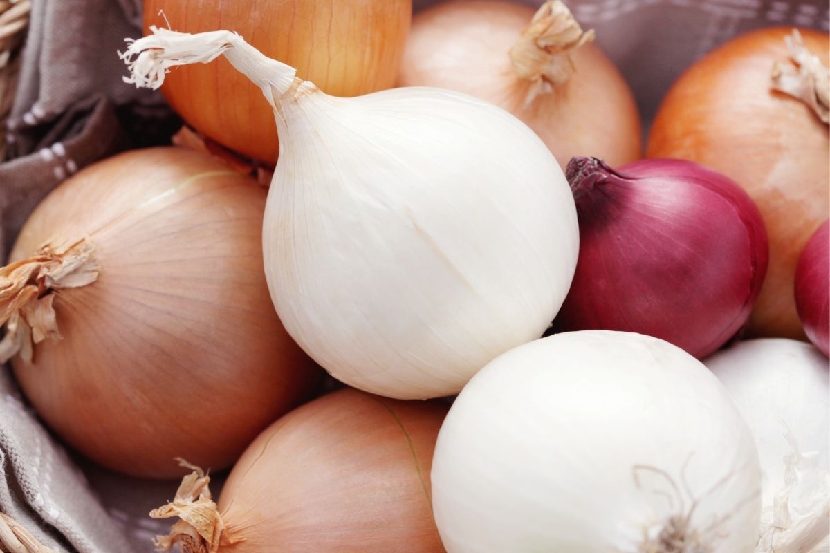 a basket of onions