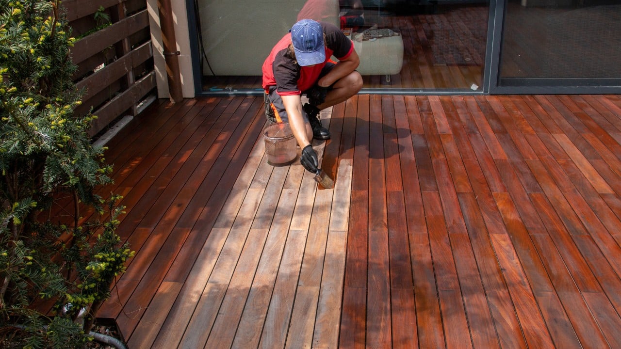Staining-Outdoor-Deck