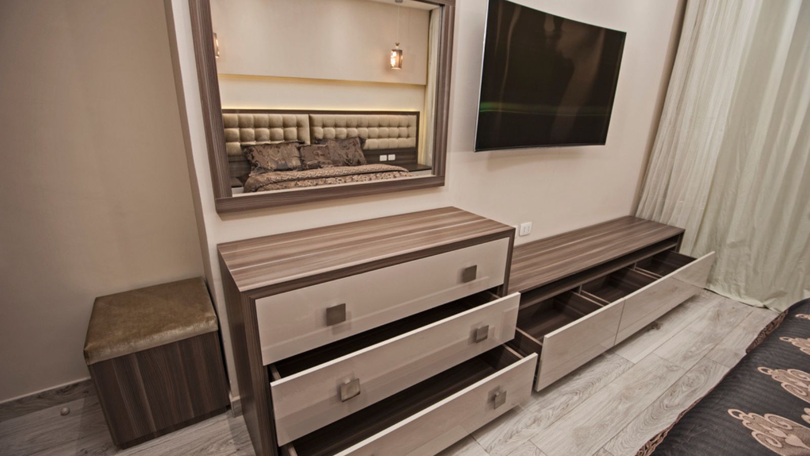 Dressing table chest of drawers in apartment bedroom