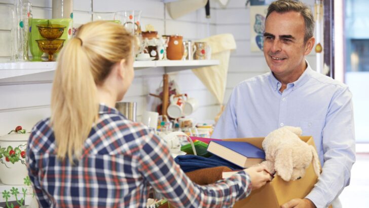 20 Things You Can&rsquo;t Donate to Consider Tossing Now