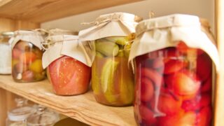 Storage of food in the kitchen in pantry