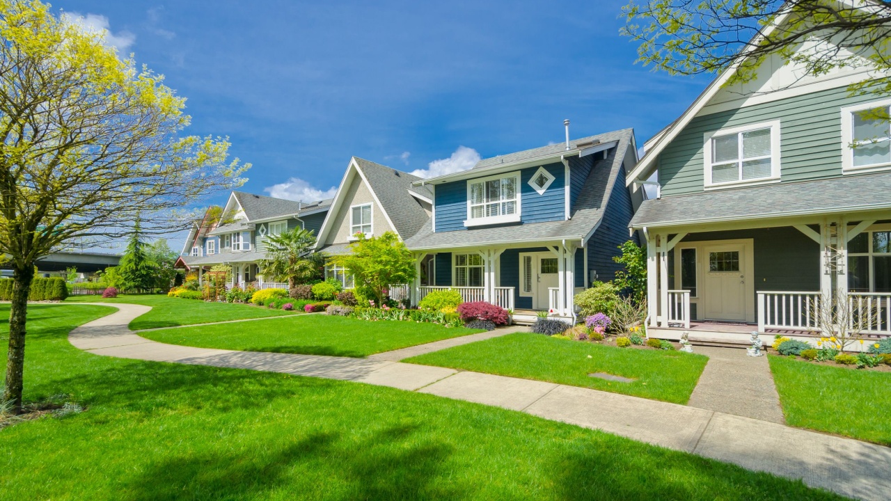 Nice and comfortable neighborhood. Houses in the suburbs of Vancouver. Canada.