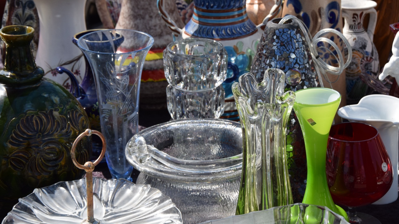Old fashioned china and glassware at a flea market