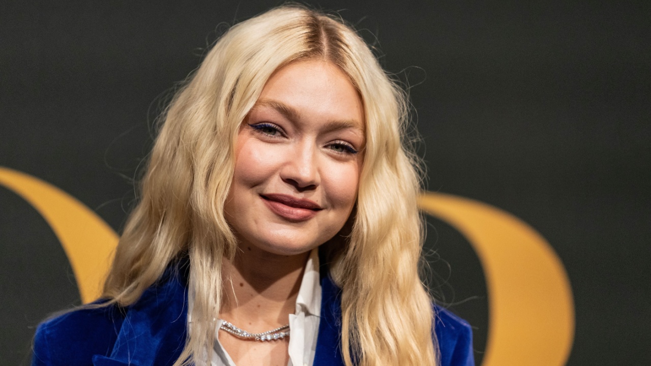 Gigi Hadid attends 2022 WWD Honors Awards ceremony at Casa Cipriani on October25, 2022