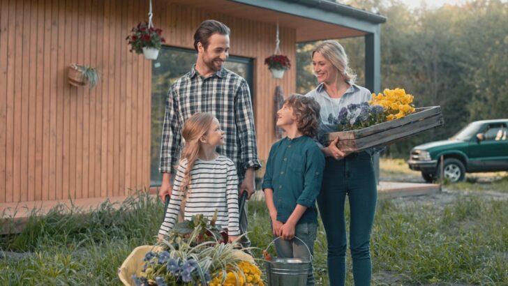 14 Telling Insights About Family Dynamics