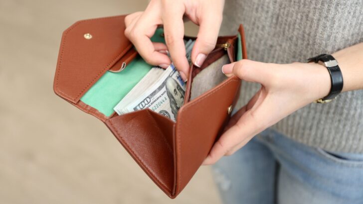 13 Sneaky Spending Habits Draining Money