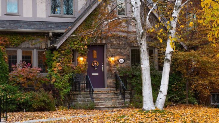 Advisors Urge Caution as Mortgage Refinance Demand Surges