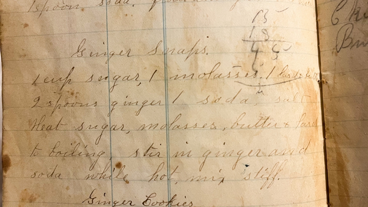 a picture of a handwritten recipe for ginger snaps