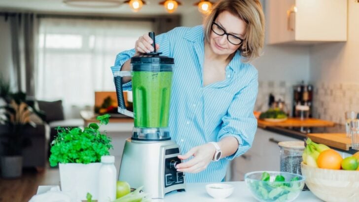 12 Things to Never Leave on the Kitchen Counters