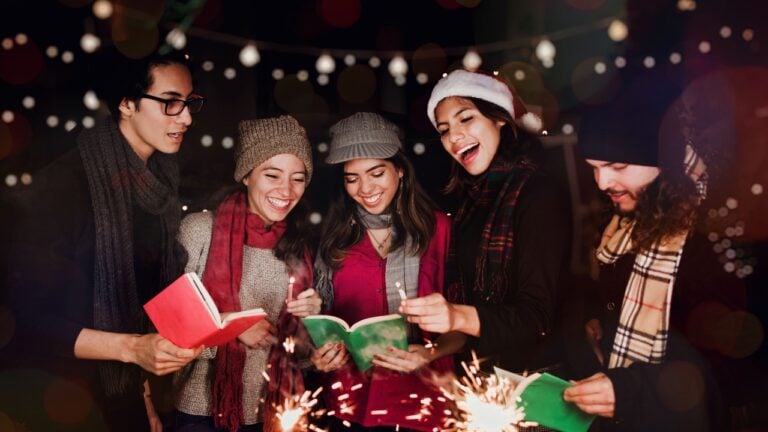 Posada Mexicana, Mexican friends Singing carols in Christmas in Mexico
