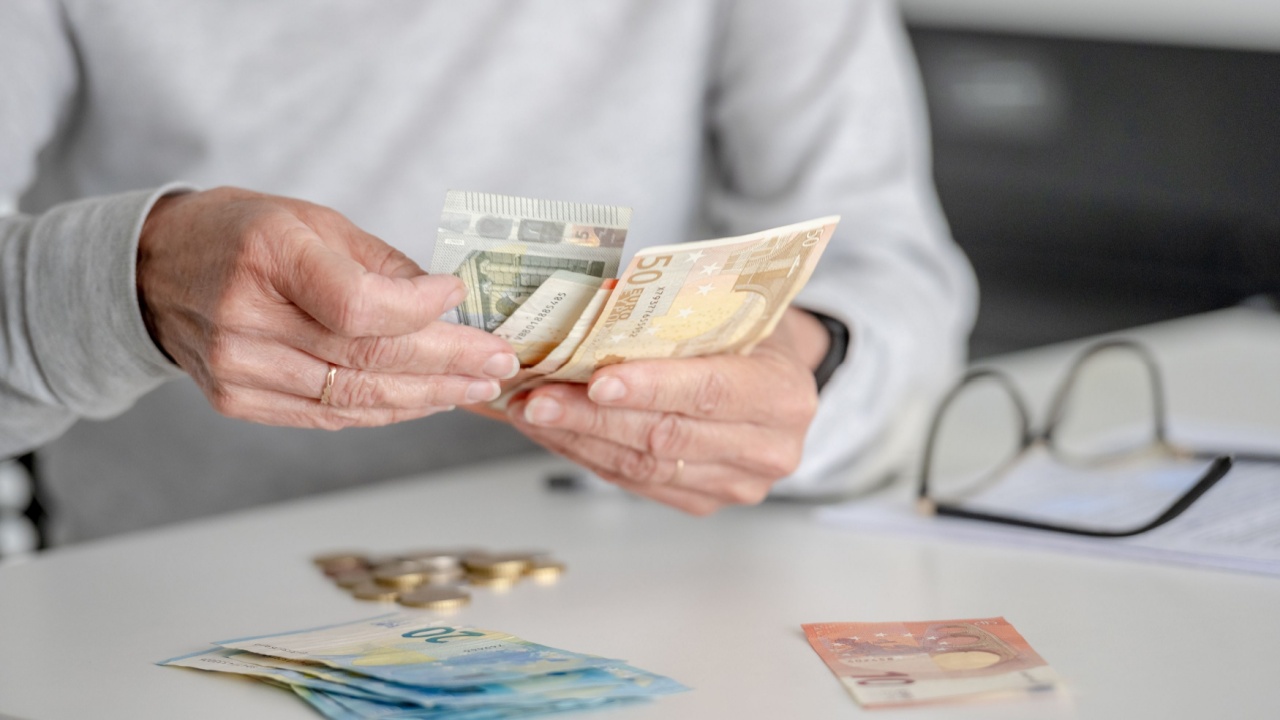 Elderly Woman'S Hands Count Money, Euros, In Close-Up View