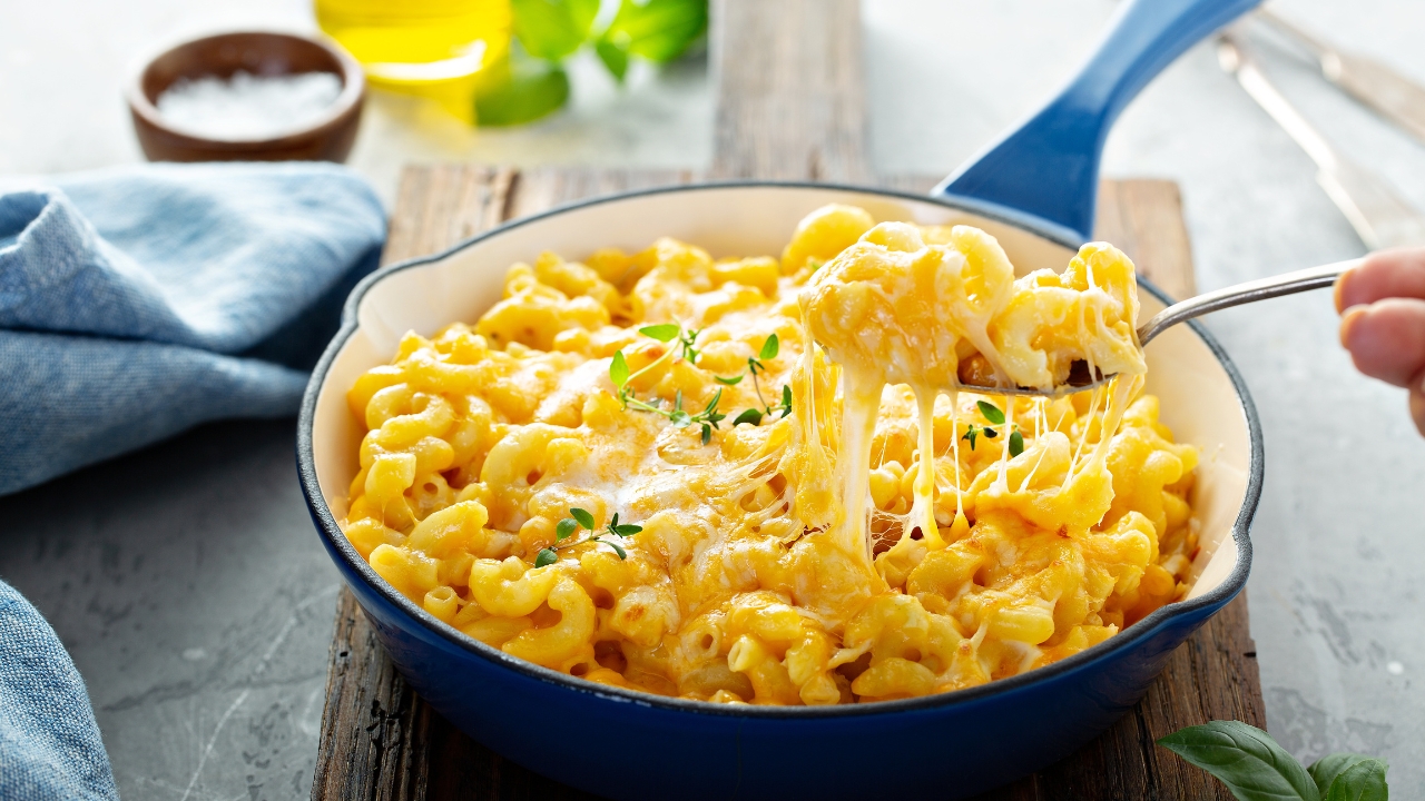 a pot full of macaroni and cheese