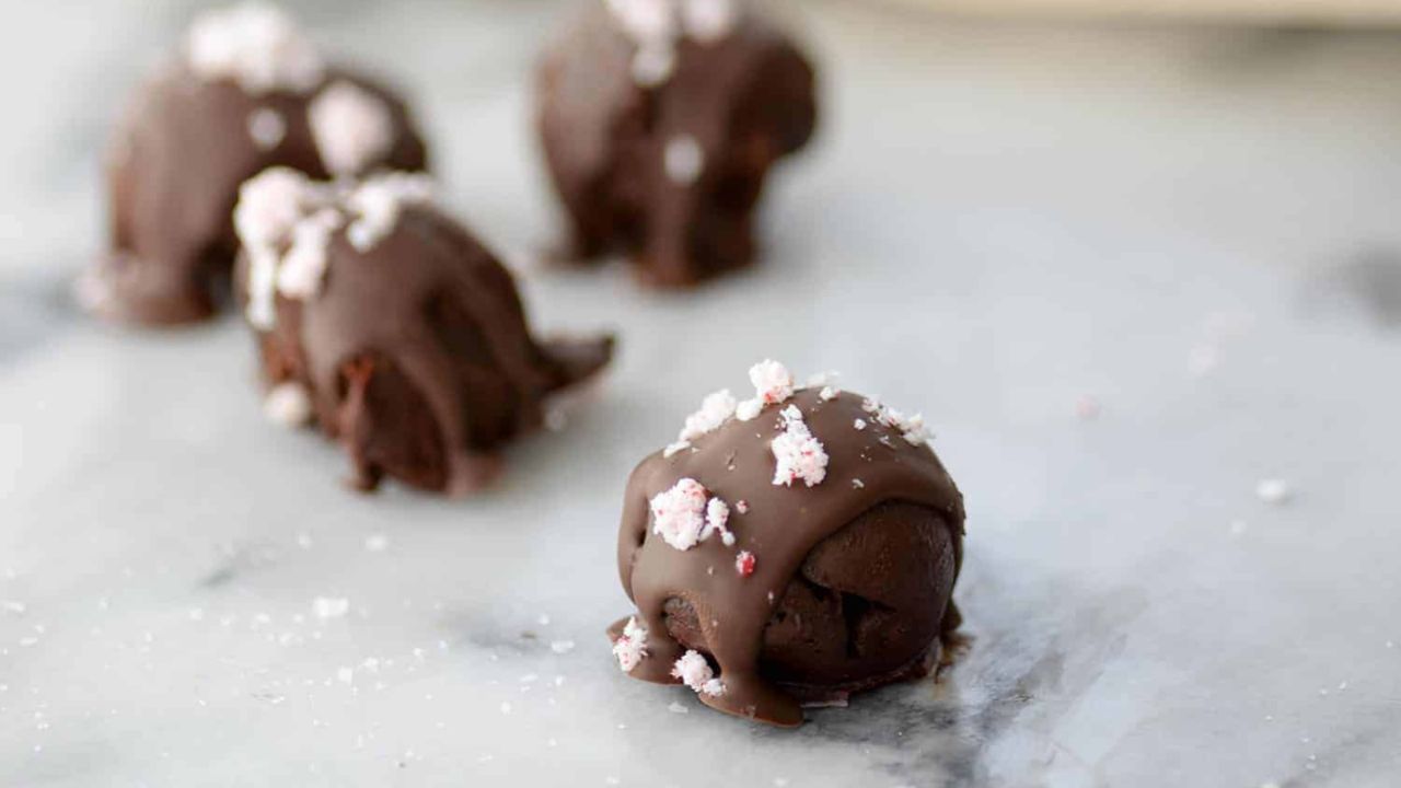 dark chocolate peppermint truffles