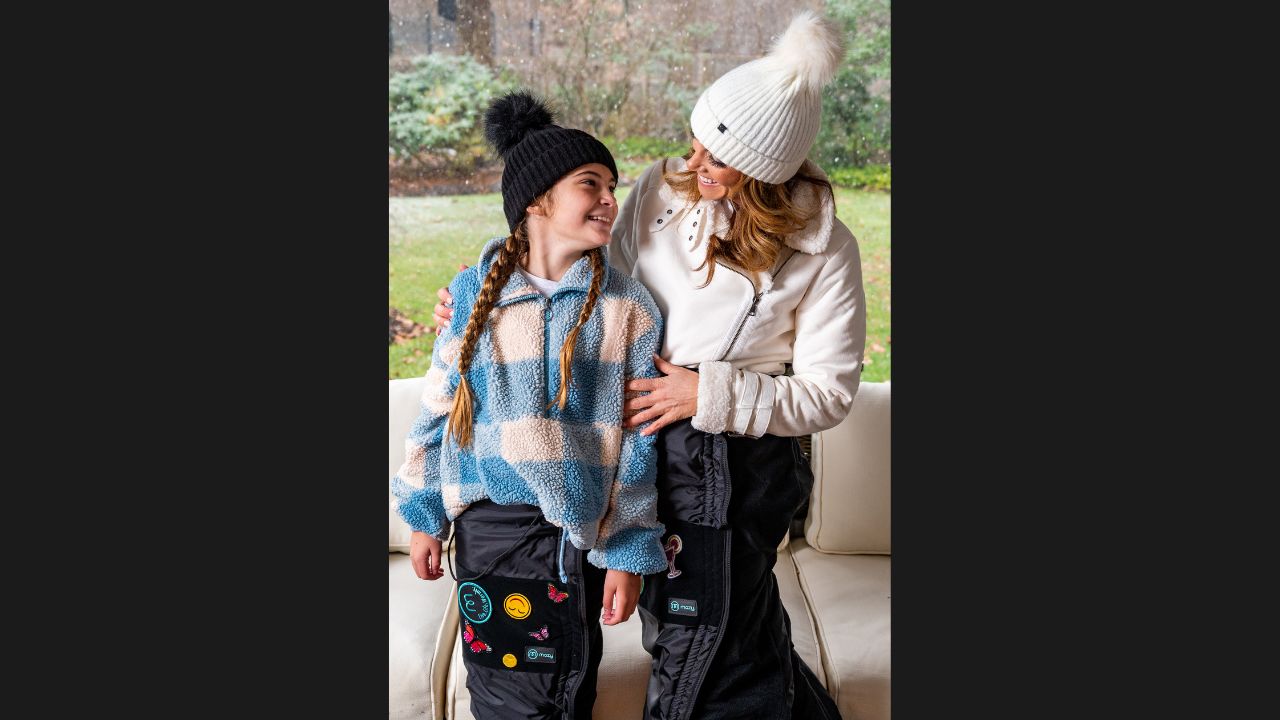 mozy wearable blanket mom and daughter