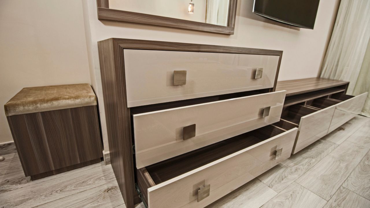 Dressing table chest of drawers in apartment bedroom