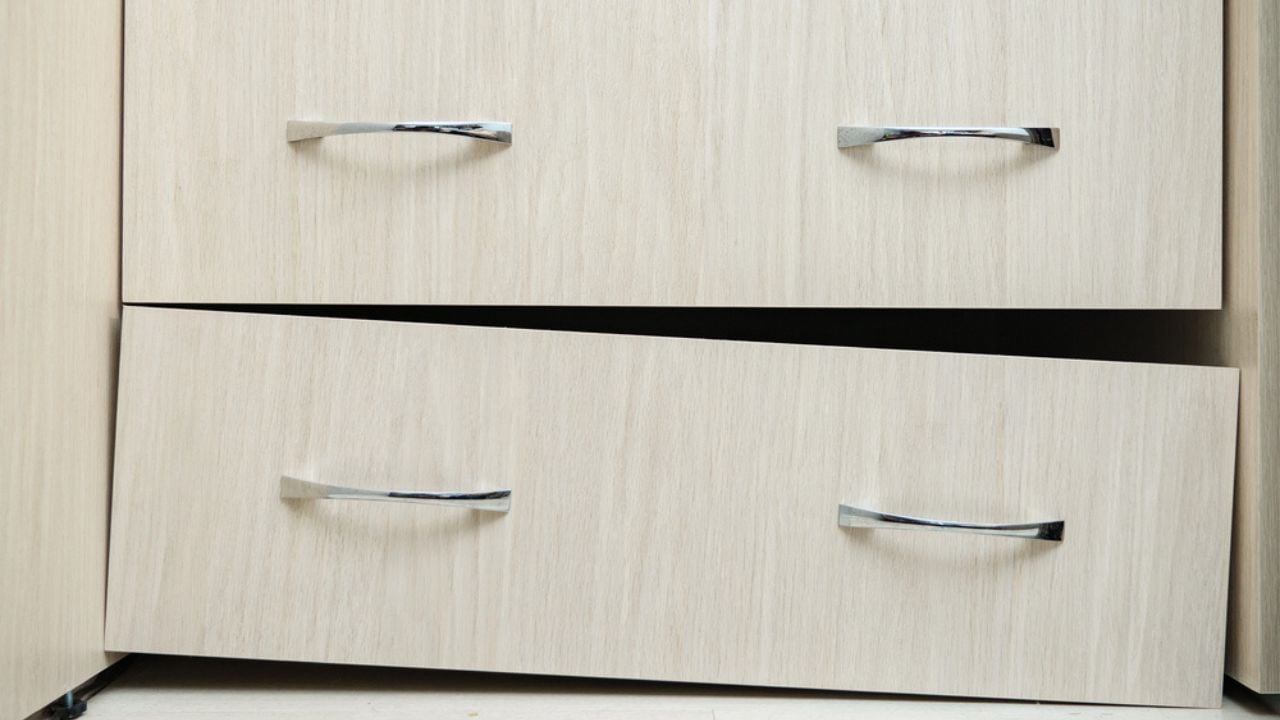 Lower broken shelf locker