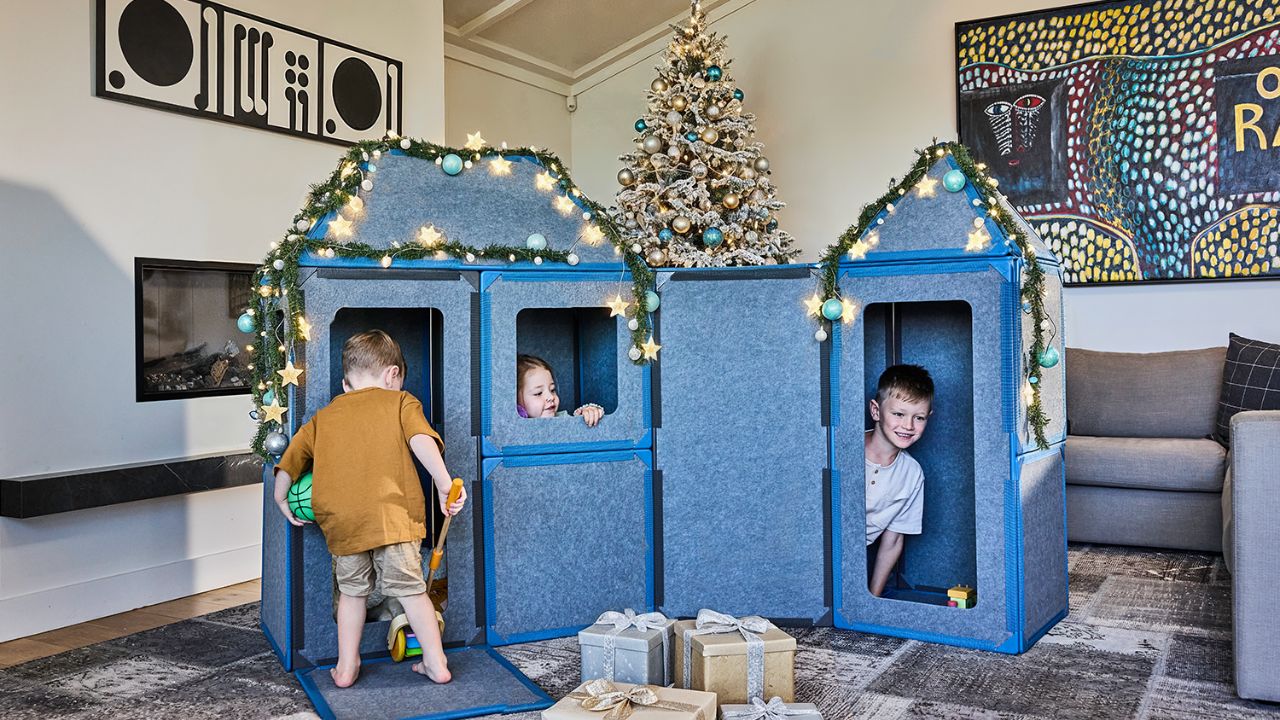 magnetic fort superspace