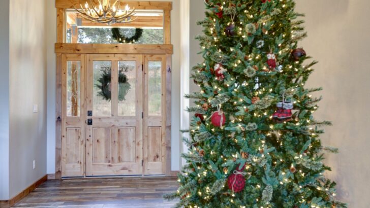 Wow Holiday Guests with These Entryway 6 Upgrades