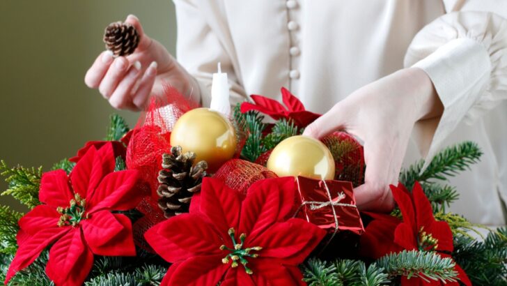 6 Poinsettia Centerpiece Ideas to Take Them to the Next Level