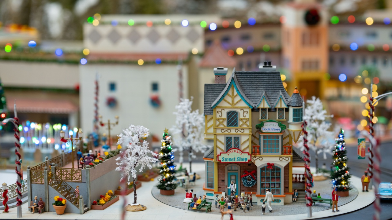 AVENTURA, FL, USA - NOVEMBER 13, 2020: Aventura Mall holiday winter village