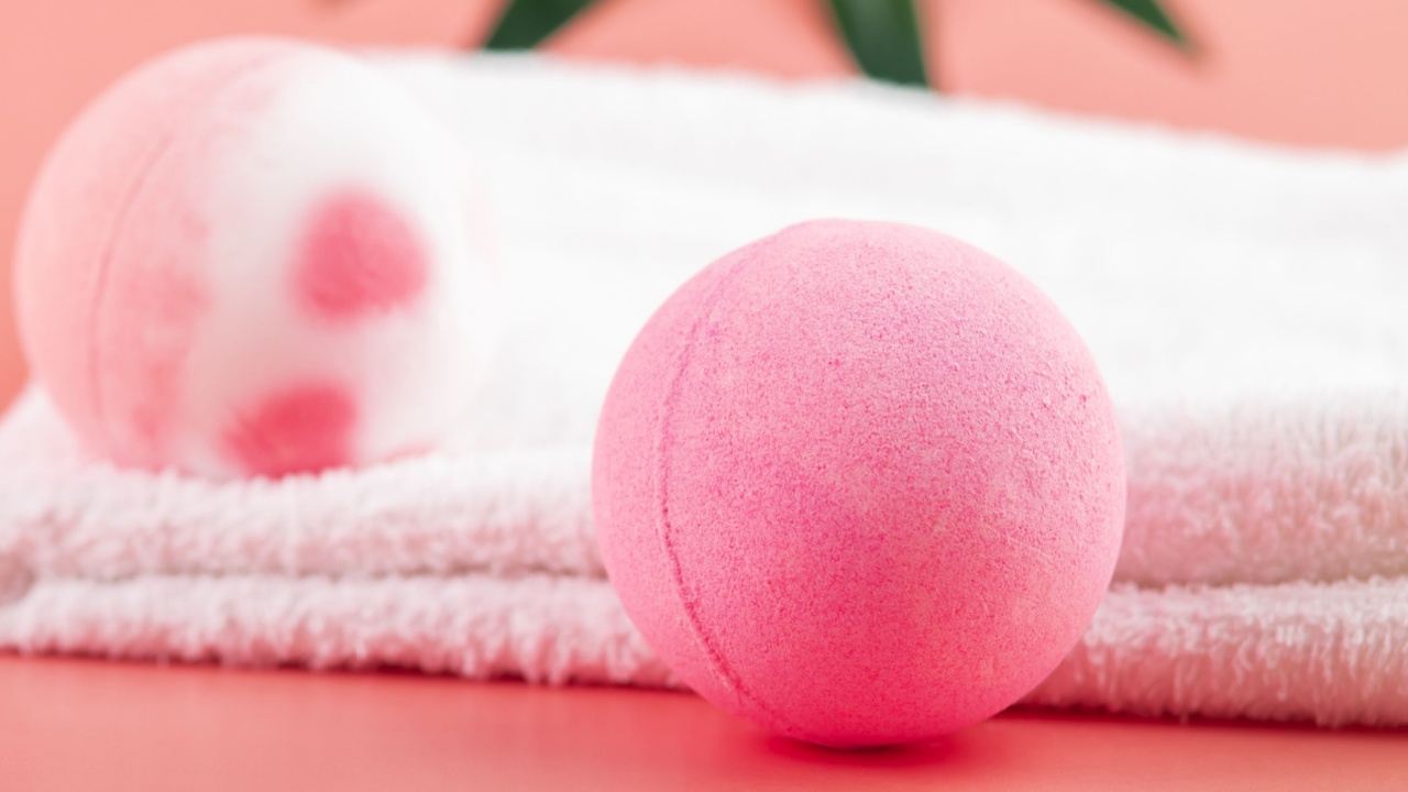 bath bomb, pink body salt balls, protecting and nourishing the skin, beauty and self-care