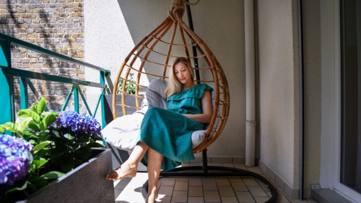 Dreaming of Spring? 6 Lovely Balcony Ideas to Plan