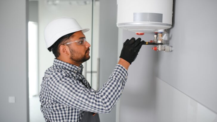 Do You Drain Your Hot Water Heater? 6 Reasons To Do It Often