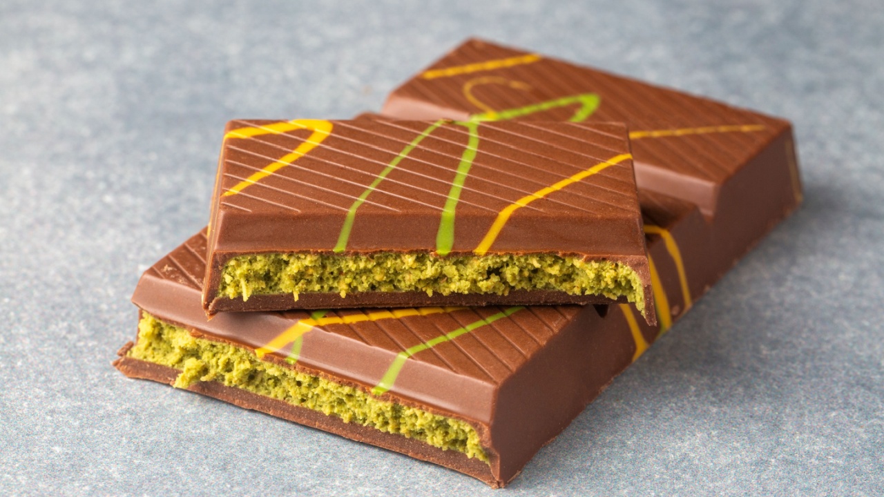 Dubai chocolate, pistachio paste and kunefe filled milk chocolate