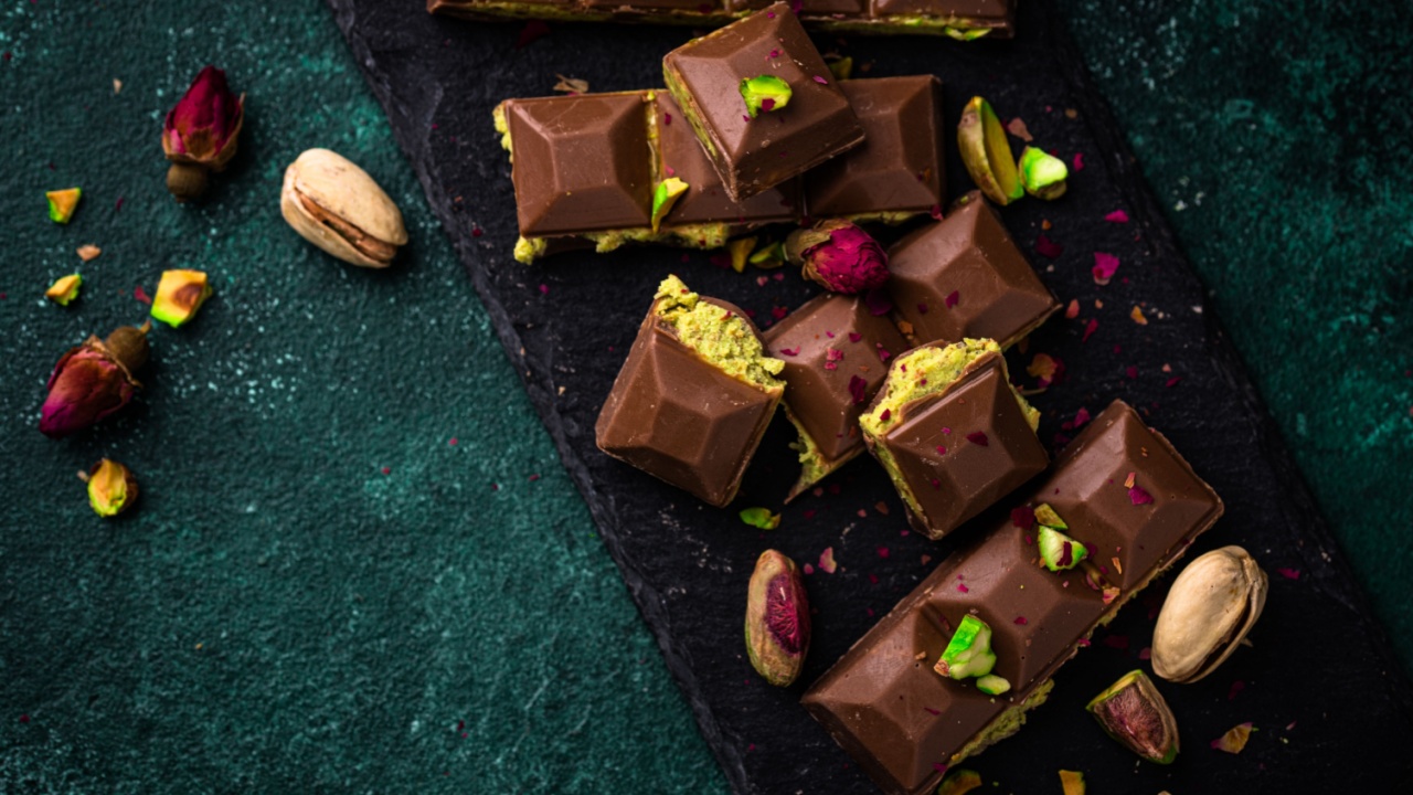 Dubai chocolate with kadayif pistachio filling
