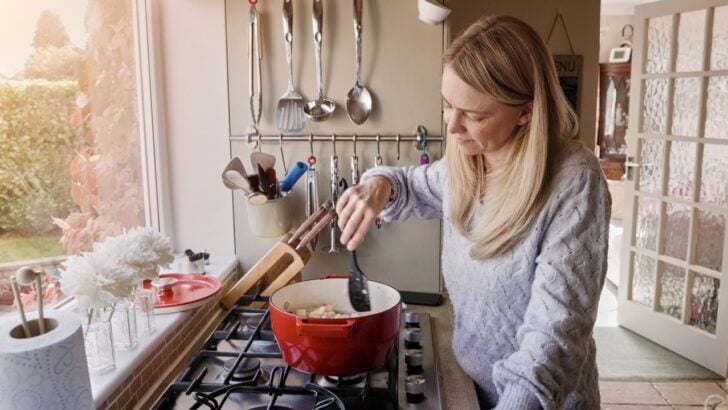 6 Old School Kitchen Habits It’s Time to Revive