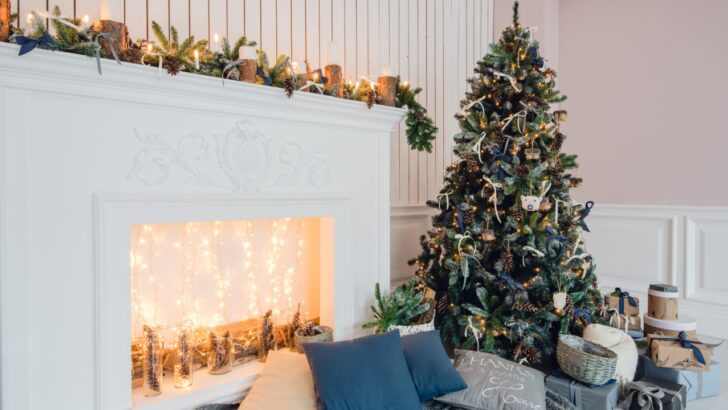 6 Ways to Decorate for the Holidays Without the Chaos and Mess