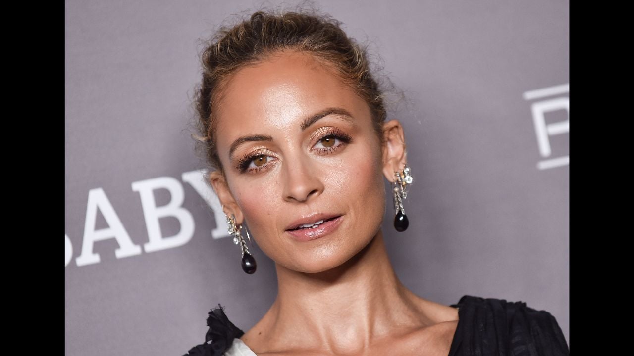 LOS ANGELES - NOV 09: Nicole Richie arrives for the 2019 Baby2Baby Gala Presented by Paul Mitchell on November 09, 2019 in Culver City, CA
