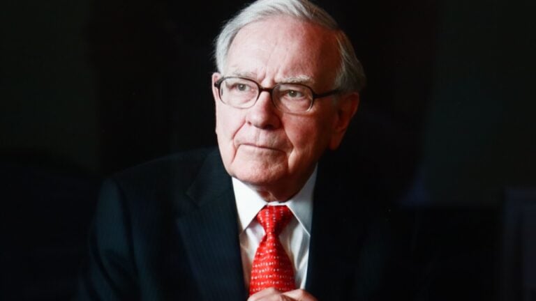 Warren Buffett is a renowned investor and chairman of Berkshire Hathaway, known for value investing, long-term strategy, and financial wisdom. New York, US - 21 November 2025