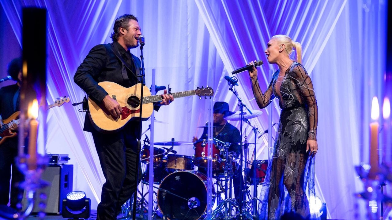 Blake Shelton joins Gwen Stefani for a duet.