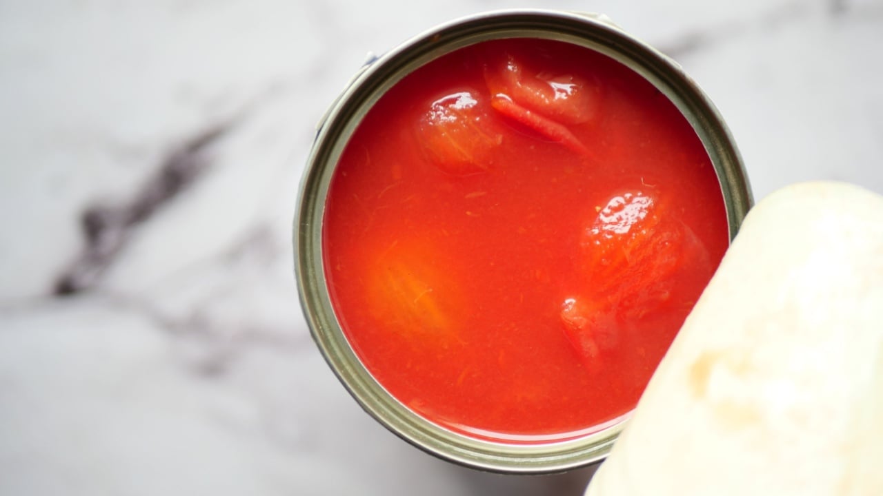 preserved caned tomato on table
