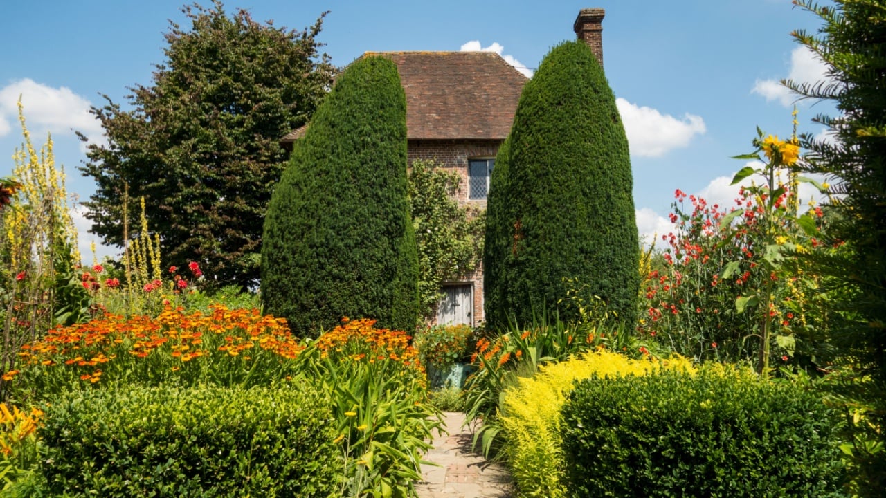 Beautiful flowers at Sissinghurst Castle Garden, UK