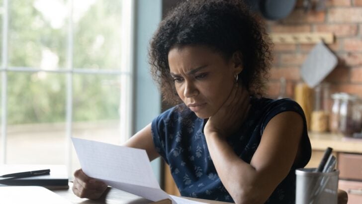 17 Things That Cost More When You&rsquo;re Poor