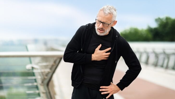 12 Daily Mistakes That Quietly Damage Your Heart Health